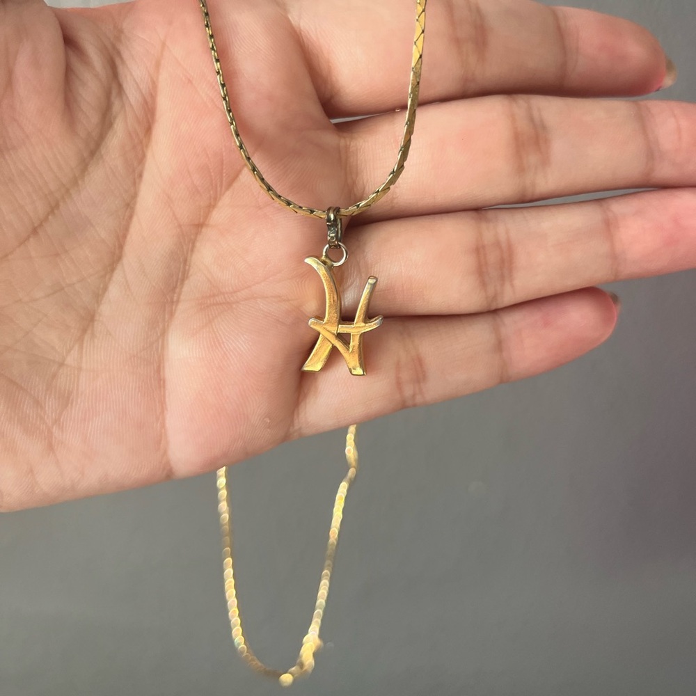Vintage gold “H” initial necklace
